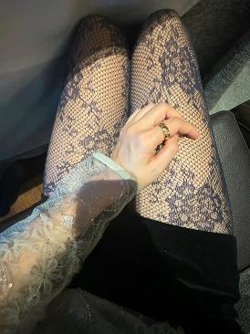 性爱性爱，这两个字可以拆分开来看